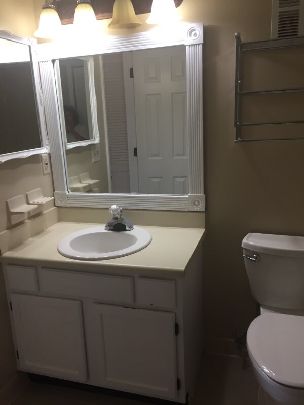 Bathroom - 235 6th St NW