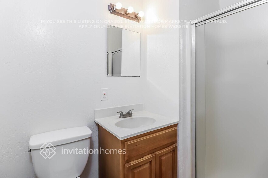 Building Photo - 1500 Florin Rd