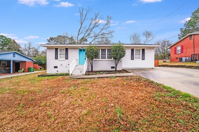 Building Photo - Move-In Ready 3-Bedroom Home with Spacious Yard to Enjoy!