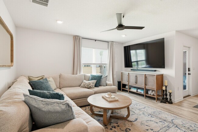 Building Photo - 289 Gray Owl Dr