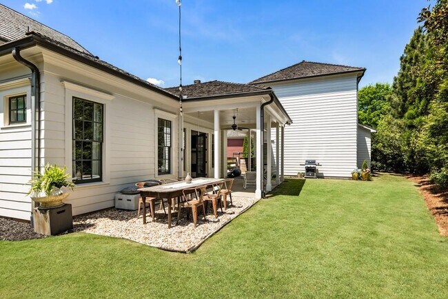 Building Photo - 7280 Samples Field Rd