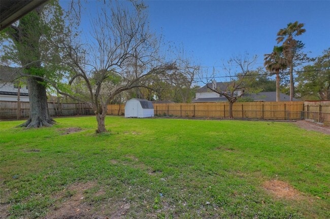 Building Photo - 9419 Campbell Rd