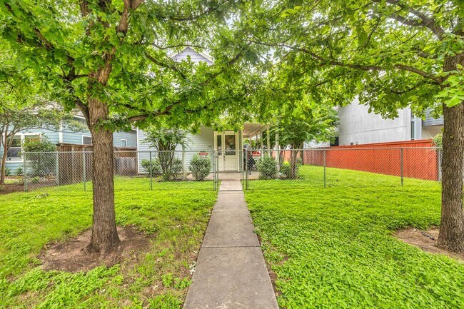 Building Photo - 4517 Depew Ave
