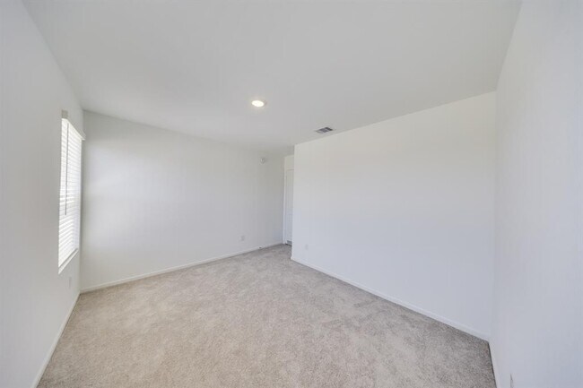 Building Photo - 18208 Pontecorvo Ln