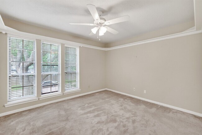 Building Photo - 18111 Shireoak Dr