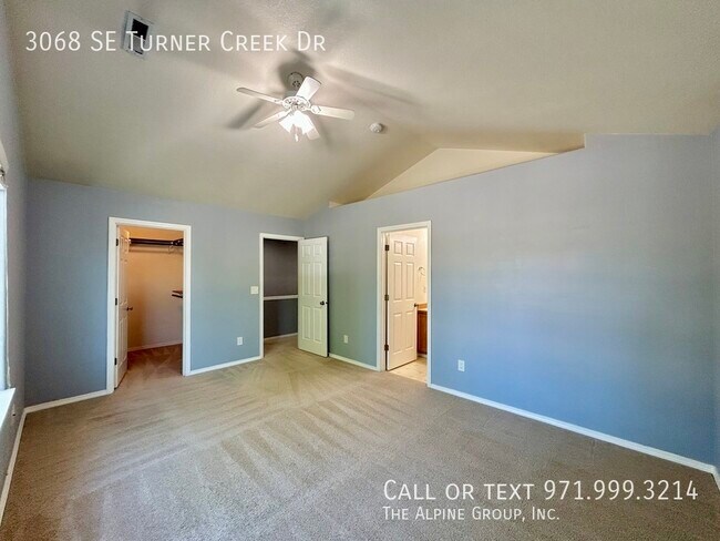 Building Photo - 3068 SE Turner Creek Dr