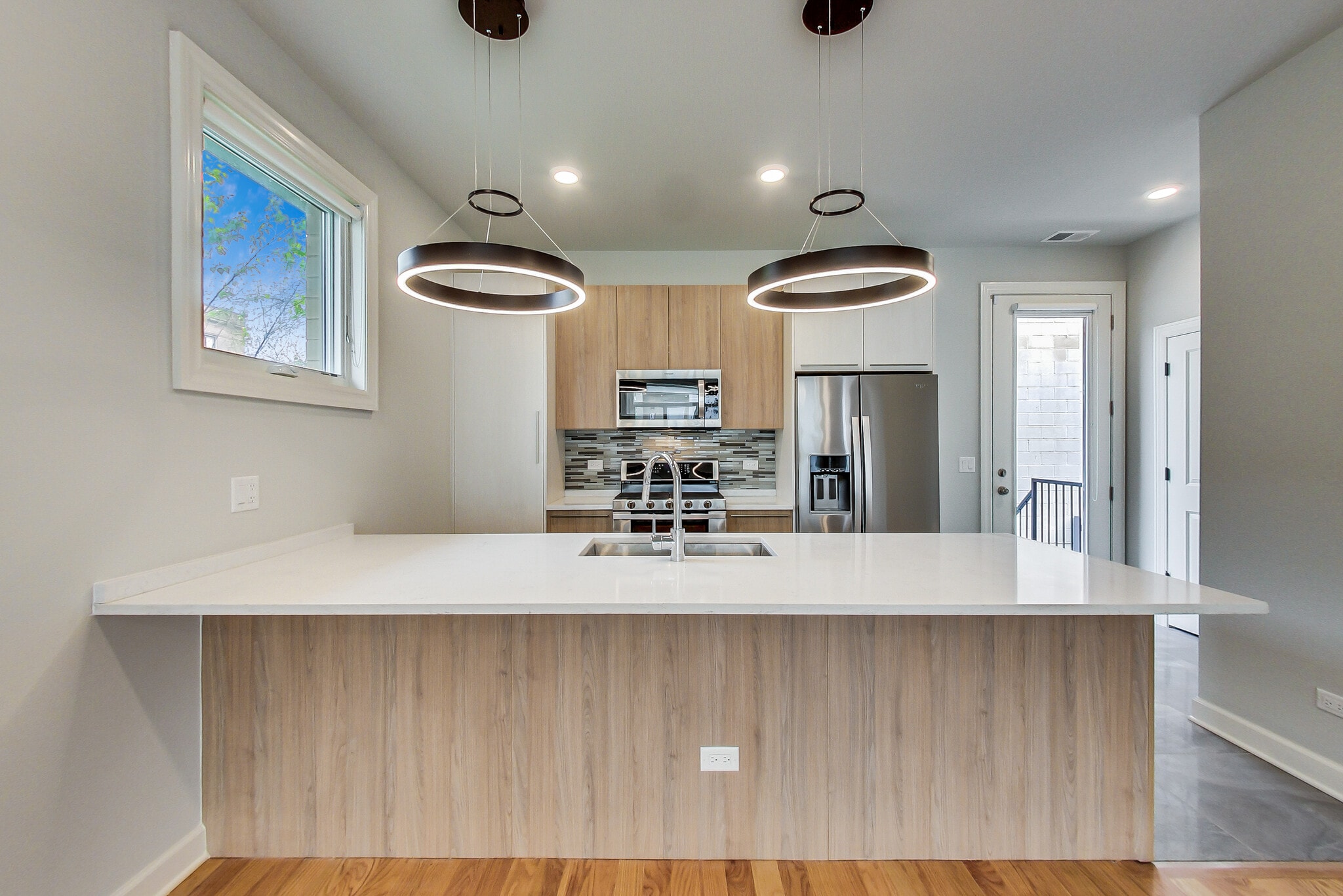 Building Photo - 6115 S University Ave