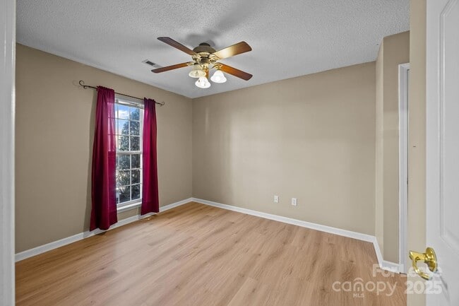 Building Photo - 9467 Kimmel Ln