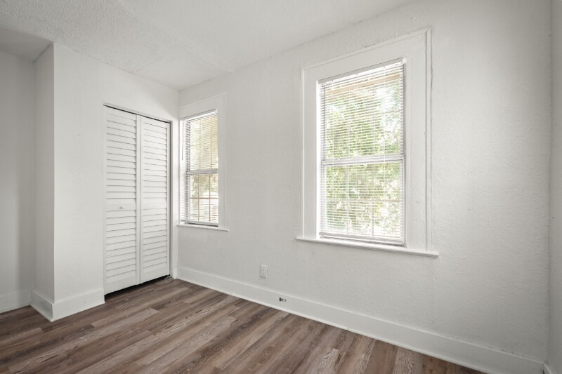 Building Photo - 3524 Boulevard