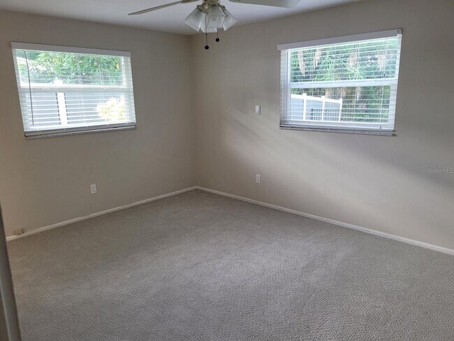 Building Photo - 3157 Goldenrod St