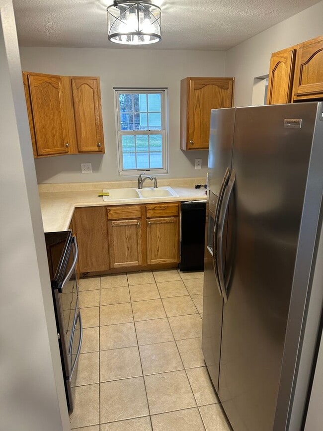 Building Photo - 3991 S Cramer Cir