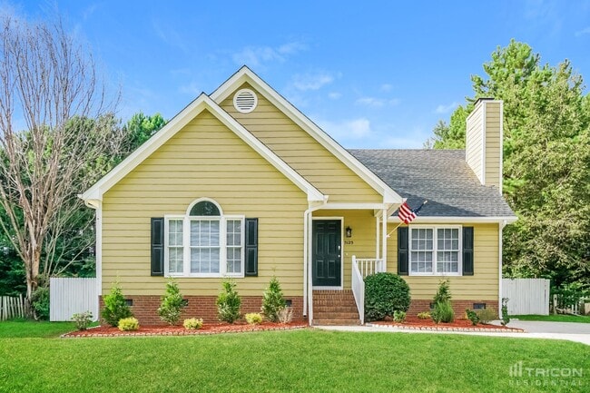 Building Photo - 5125 Cottage Bluff Ln