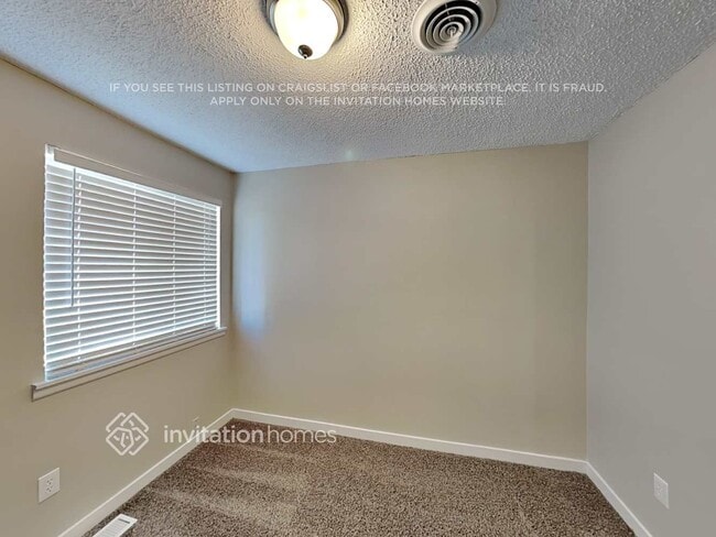 Building Photo - 3570 E 122nd Ave