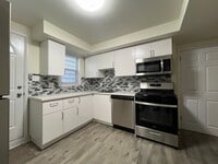 Building Photo - 2677 S 18th St