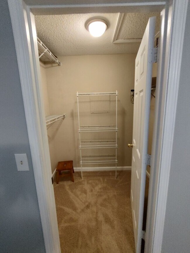 Building Photo - Westbury Estates #316