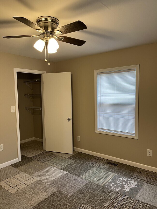 Building Photo - 852 Hornbuckle Rd