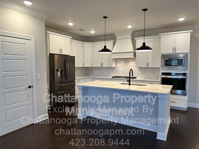 Building Photo - 1526 Bowtie Rd