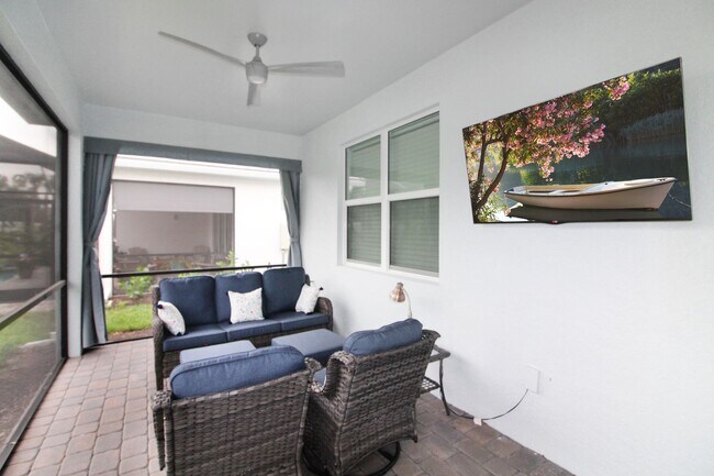 Building Photo - 9884 Bright Water Dr