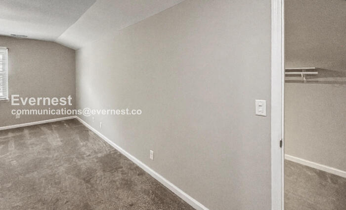 Building Photo - 122 Brawley Dr