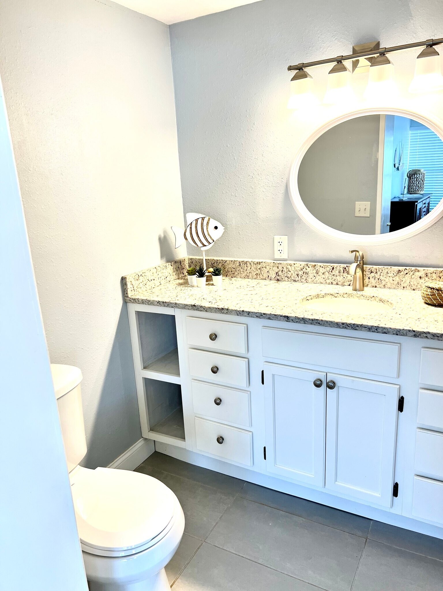 Building Photo - 33 Azalea Dr