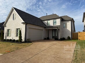 Building Photo - !MOVE-IN SPECIAL: 1/2 OFF FIRST MONTH RENT!! Beautiful NEW BUILD in Cordova!