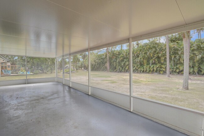 Building Photo - 13624 Farley Rd