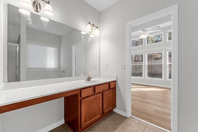 Building Photo - 3476 Harvest Ridge Ln NE