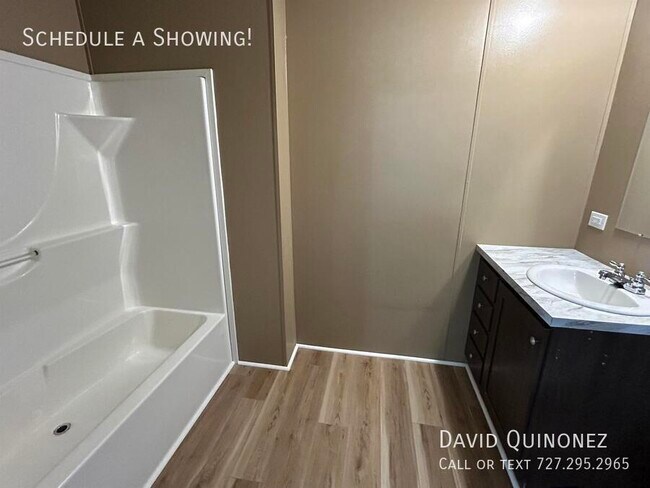 Building Photo - 5715 Alta Vista Ct