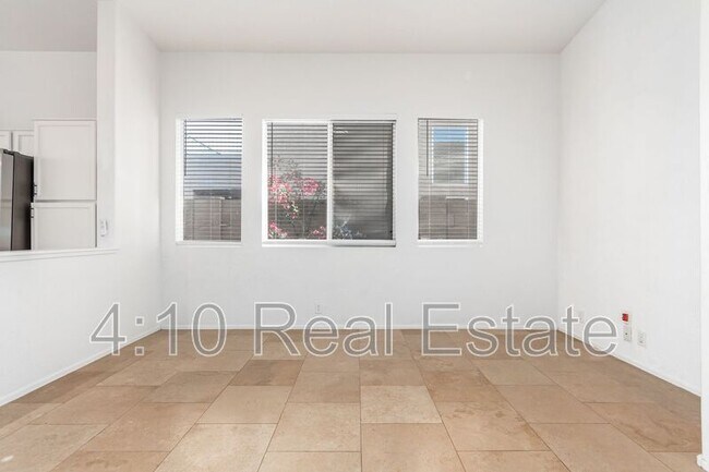 Building Photo - 31205 N 45th St