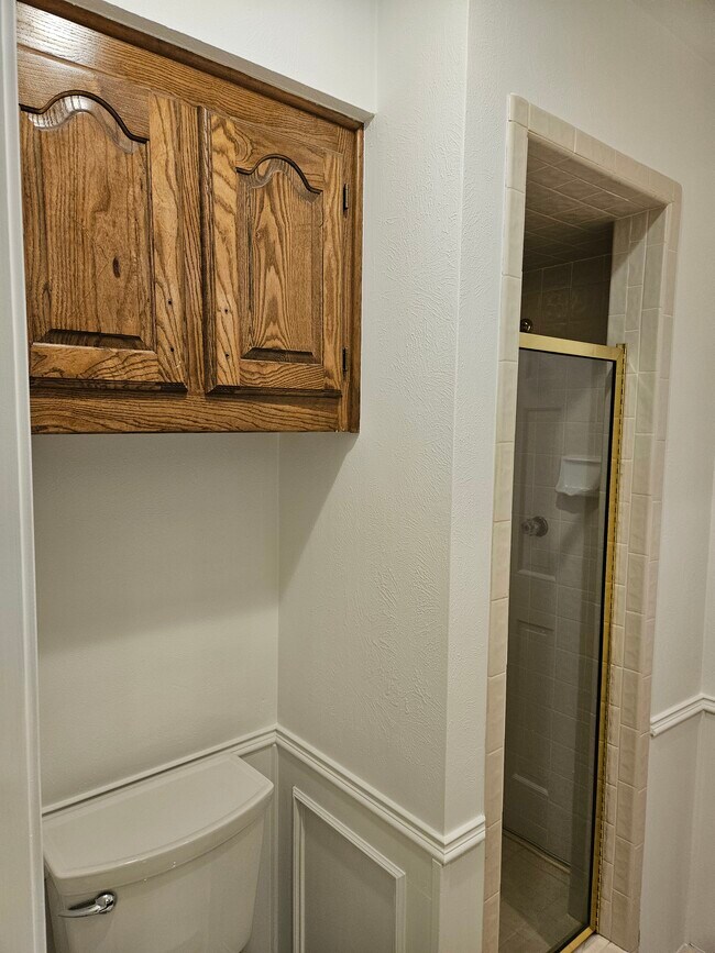 Building Photo - 3913 Davis Cir