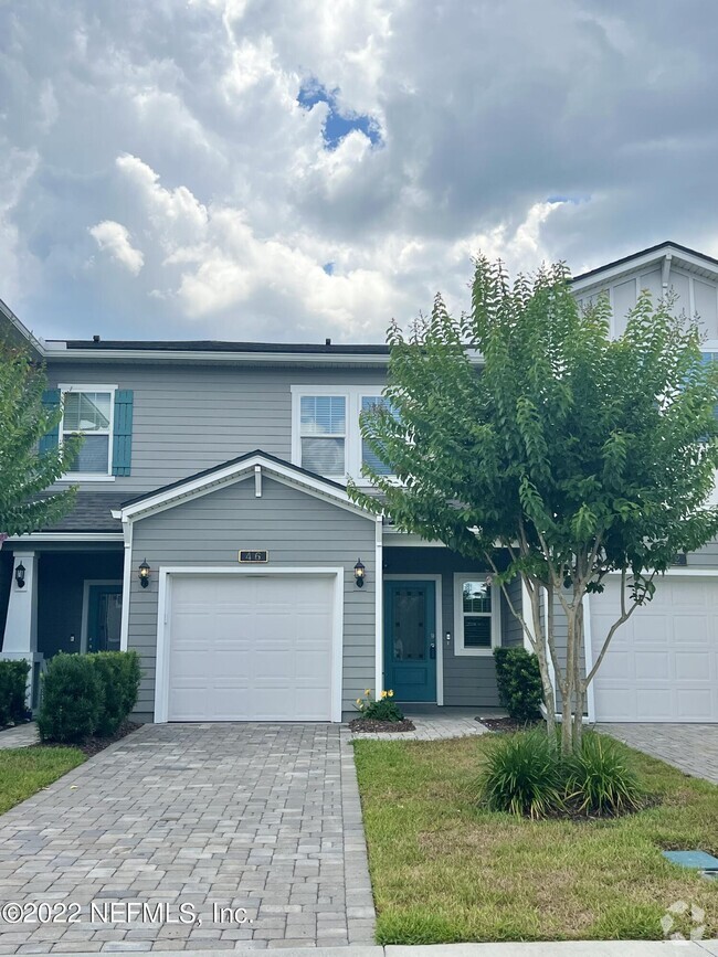 Building Photo - 46 Pindo Palm Dr