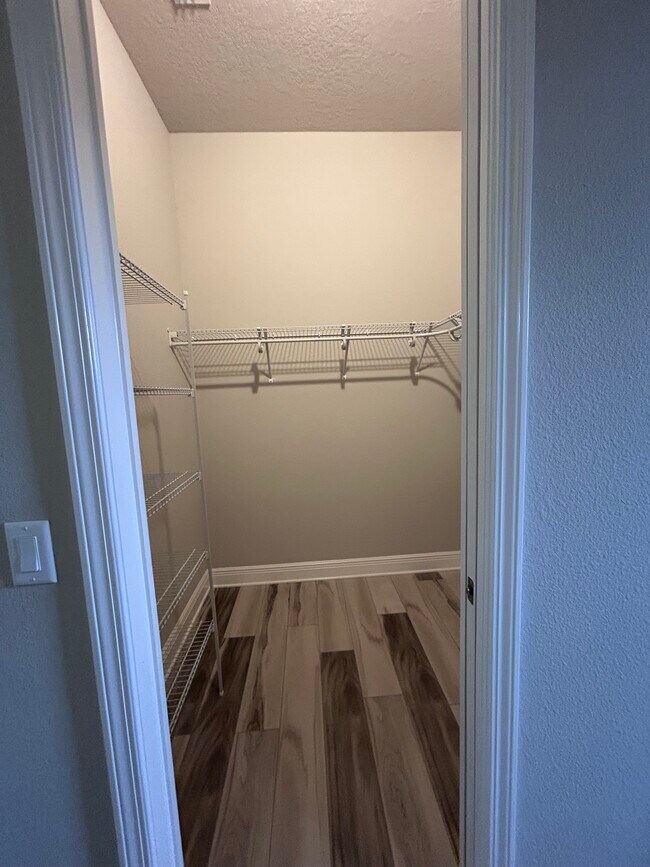 Building Photo - 1574 N Dimaggio Path