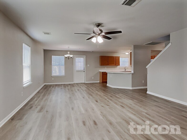 Building Photo - 7711 Cypress Edge Dr