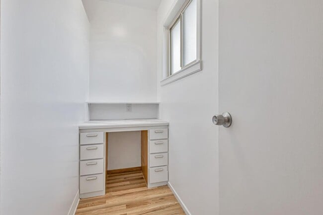 Building Photo - 253 Humboldt Rd