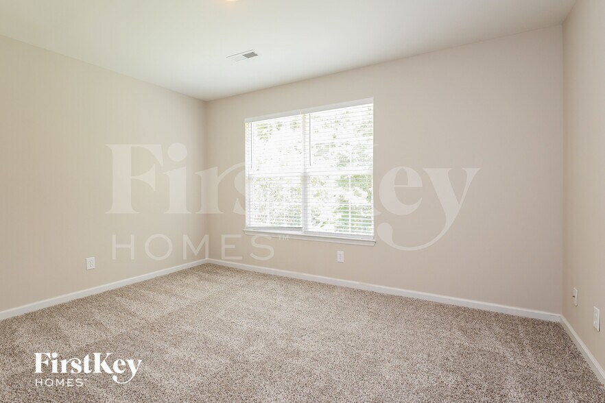 Building Photo - 128 Harvest Moon Rd