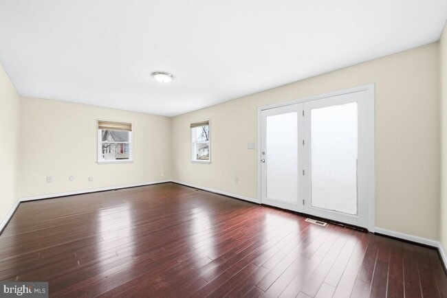 Building Photo - 8519 Locust Grove Dr