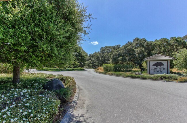 Building Photo - Luxury Living in Corral de Tierra!