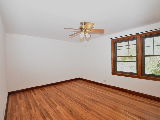 Building Photo - 5153 W 64th Pl