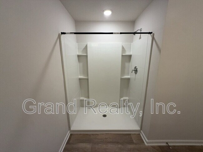 Building Photo - 4633 Integrity Ct
