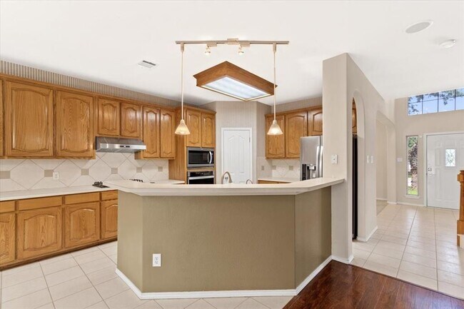 Building Photo - 207 Colby Ln