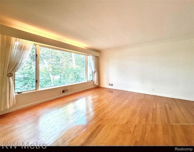 Building Photo - 1448 Inwoods Cir
