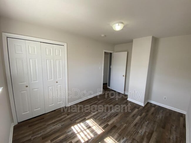 Building Photo - 155 Longstreet Ave