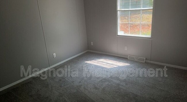 Building Photo - 7101 Mountain Rd