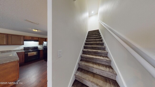 Building Photo - 7126 Timmerman Ln