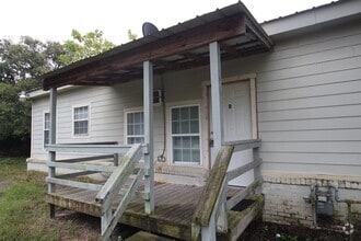 Building Photo - Coming Soon! Cozy 1 Bedroom, 1 Bath in Tyler!