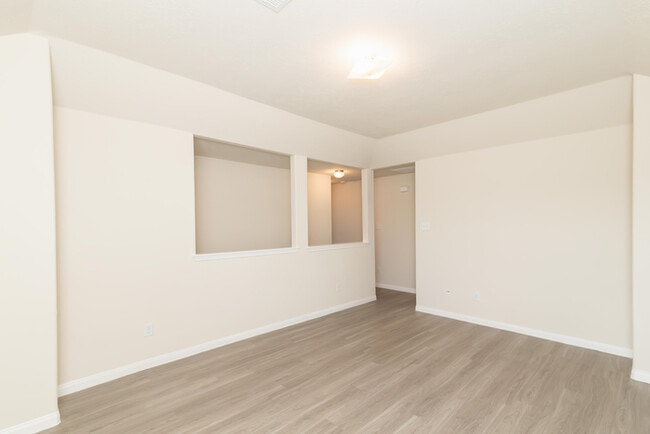 Building Photo - 5307 Rio Sabinas St