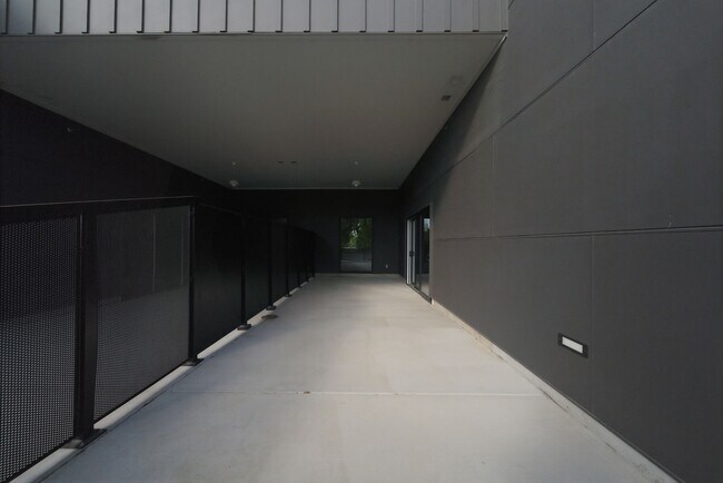 Building Photo - 2623 Keene St