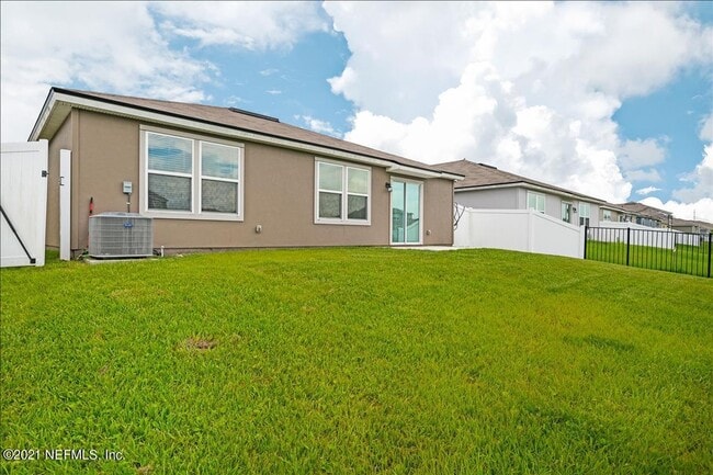Building Photo - Beautiful 3 Bed, 2 Bath Rental Home – Mode...
