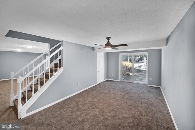 Building Photo - 801 High Plain Dr