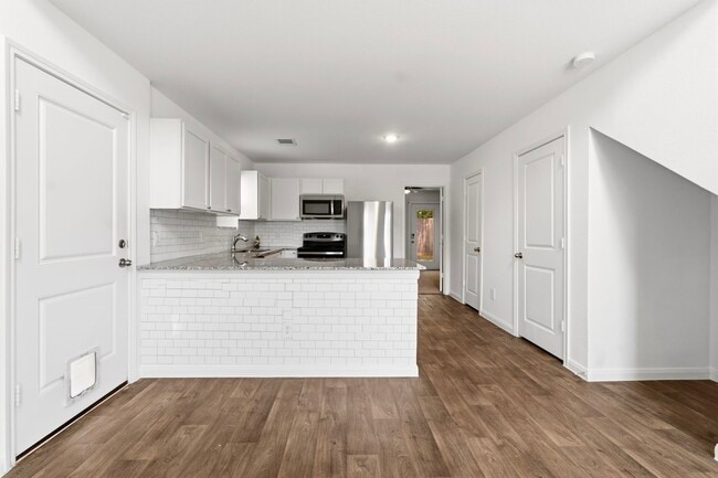 Building Photo - 16367 Jasmine Marie Pl